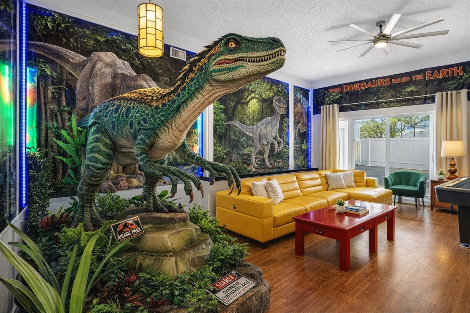Welcome to Florida Theme Park Villas, come meet Blue the Dinosaur!