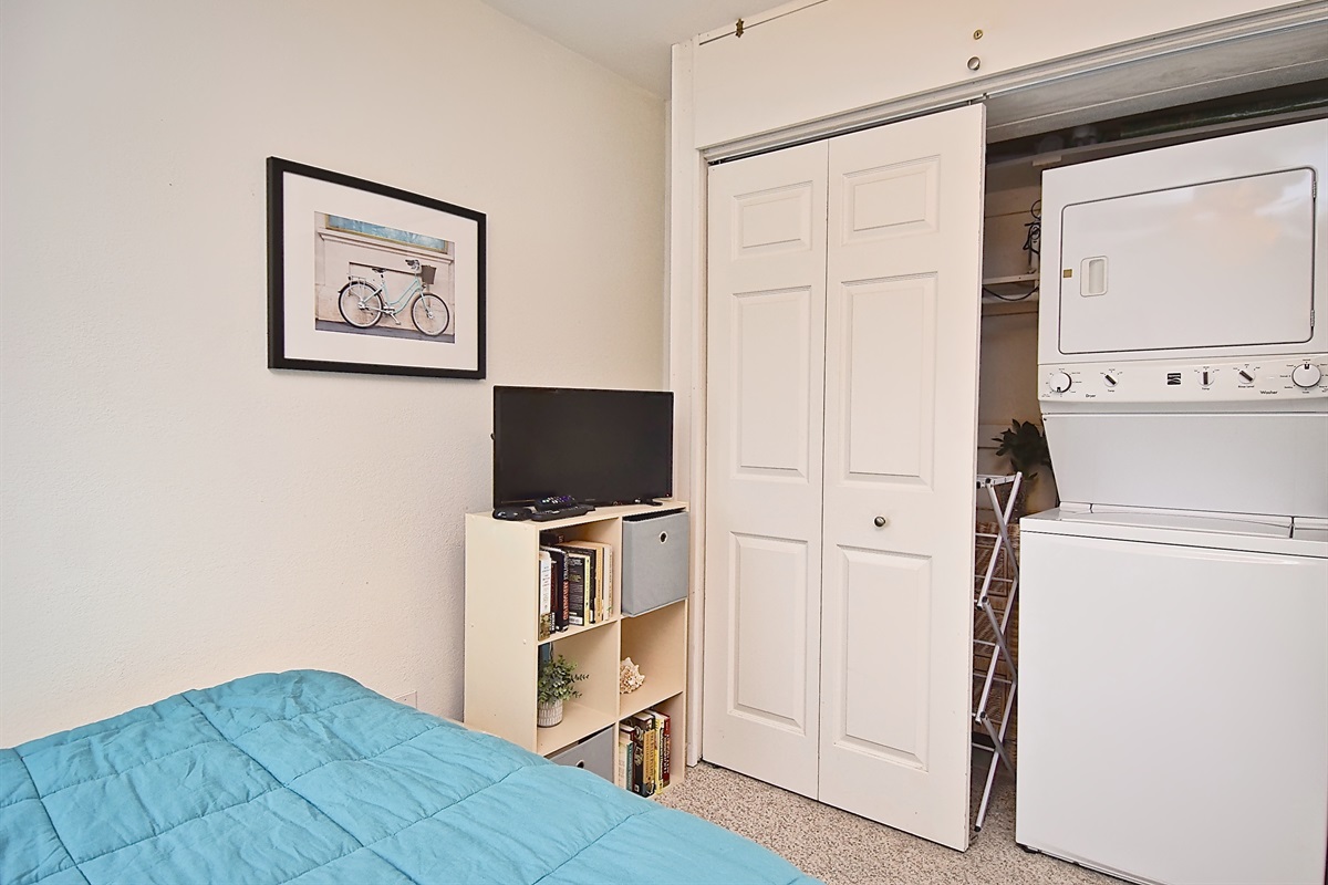 WASHER & DRYER IN GUEST BEDROOM