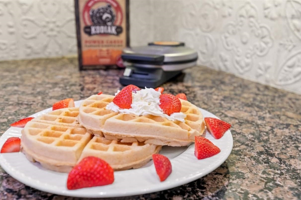 Vacation mornings start here — and yes, the waffles are really good.