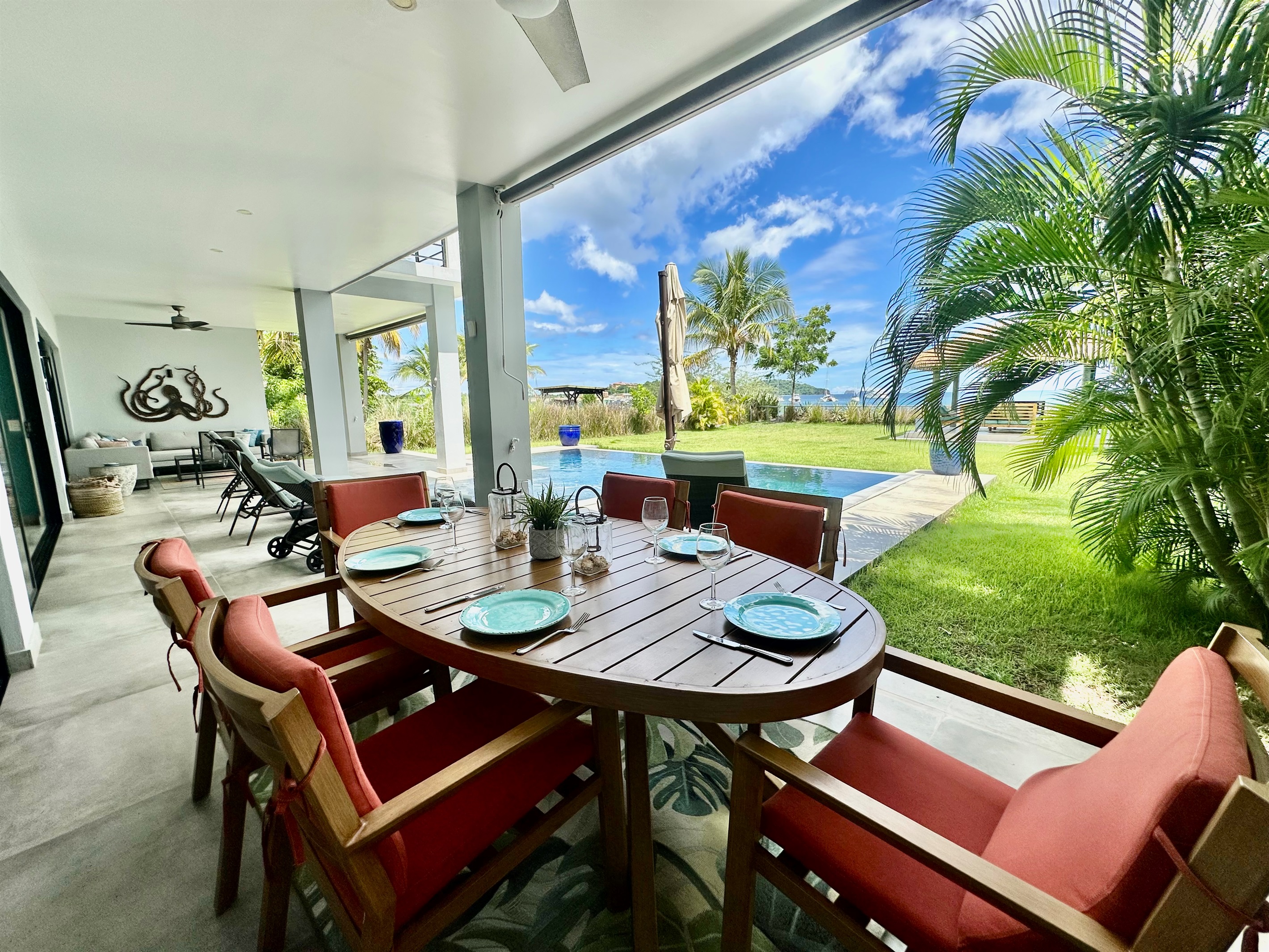 Outdoor Dinning