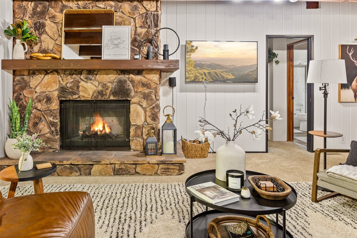 Get cozy in the family room, where you can enjoy a movie night in front of a warm, crackling fire while savoring a bag of hot, buttery popcorn.