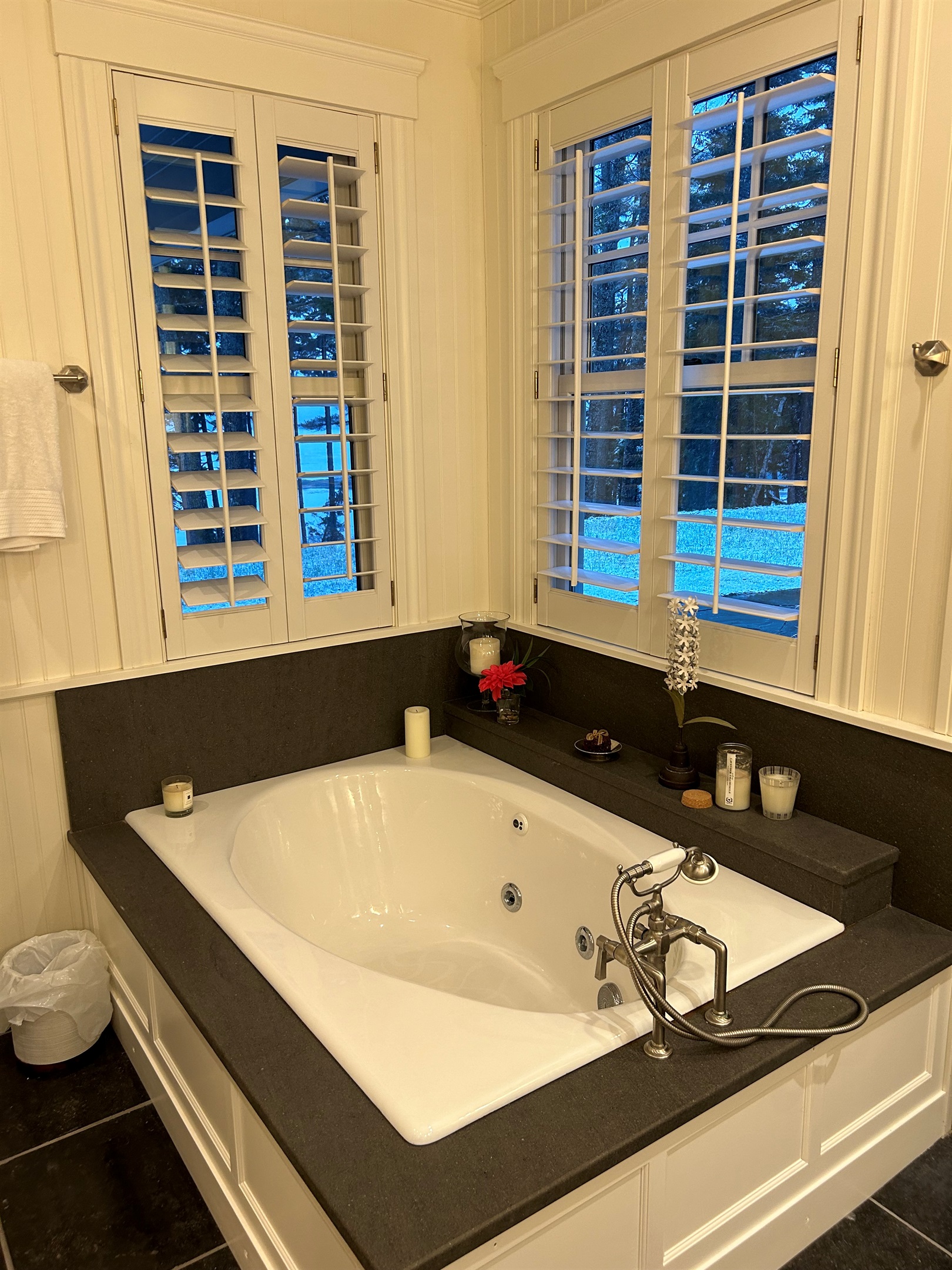 Primary Suite Soaking Whirlpool Tub