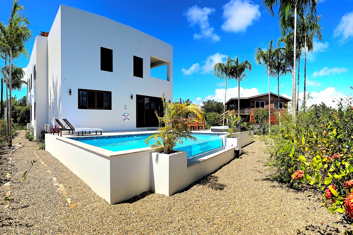 Casa Blanca Del Sol