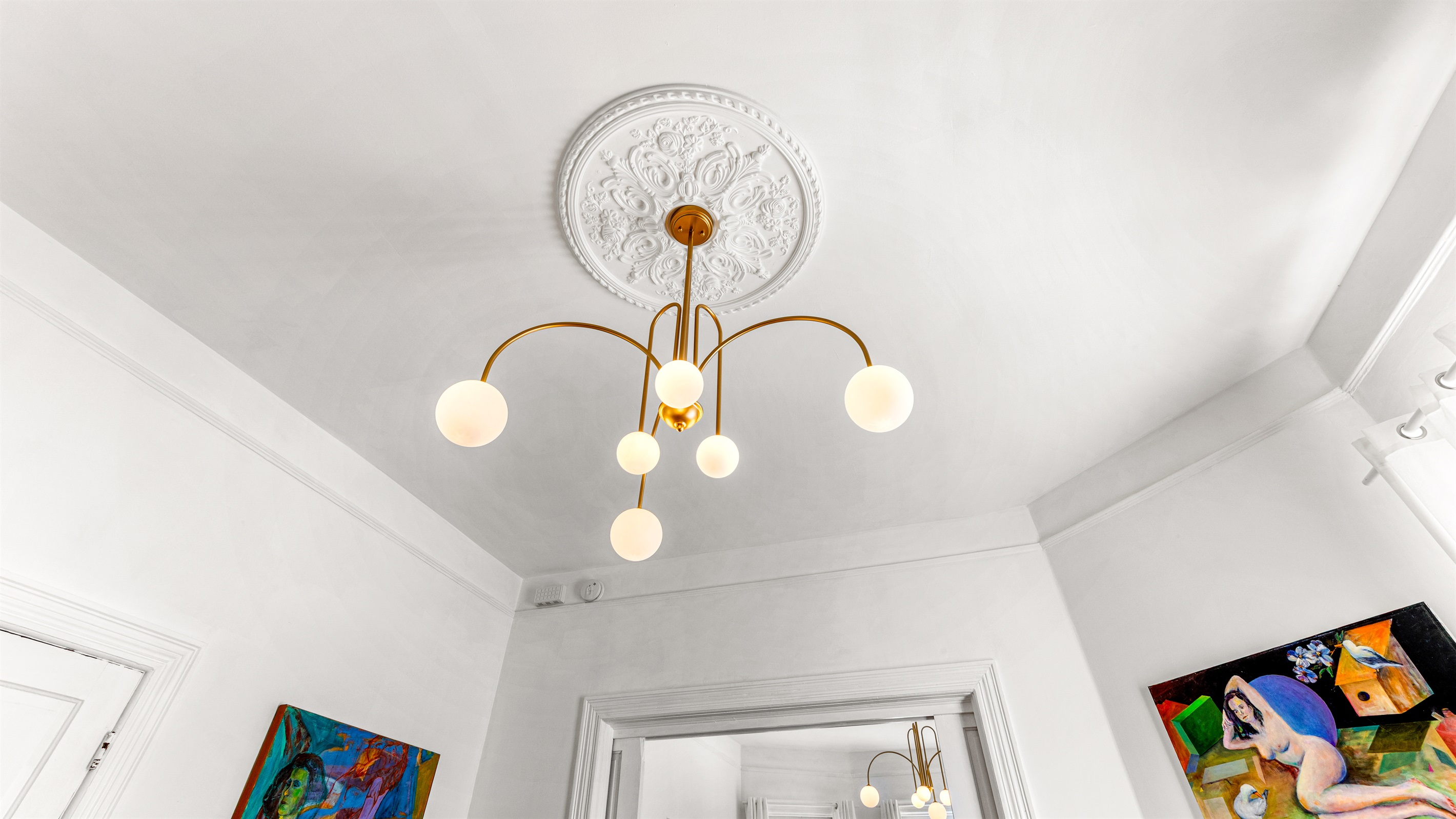 Dining Room Cieling Medalian
