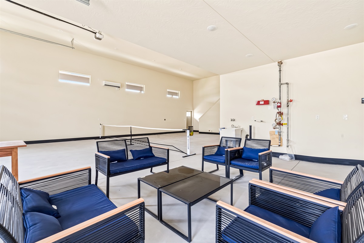 2nd Seating Area