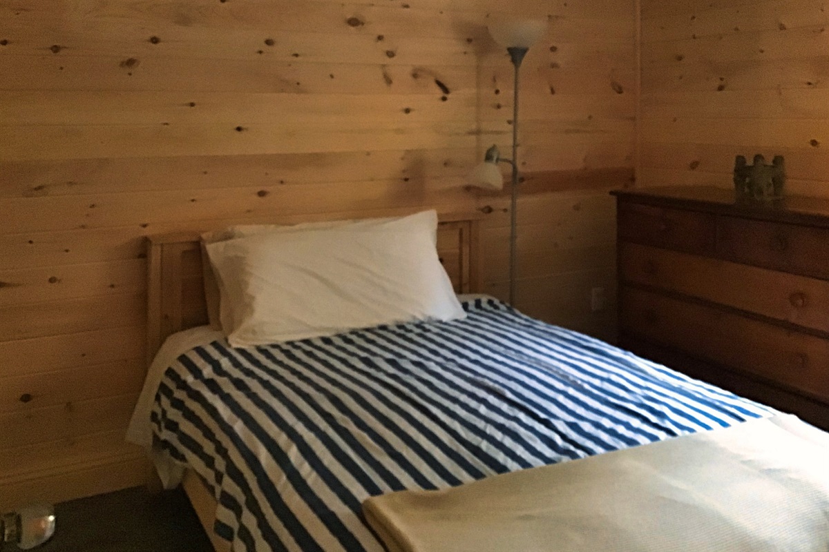 9686e1f190d34c3c8359cc8573966c3d Large