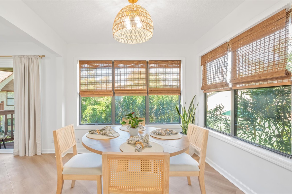 Dining Area with table for 4