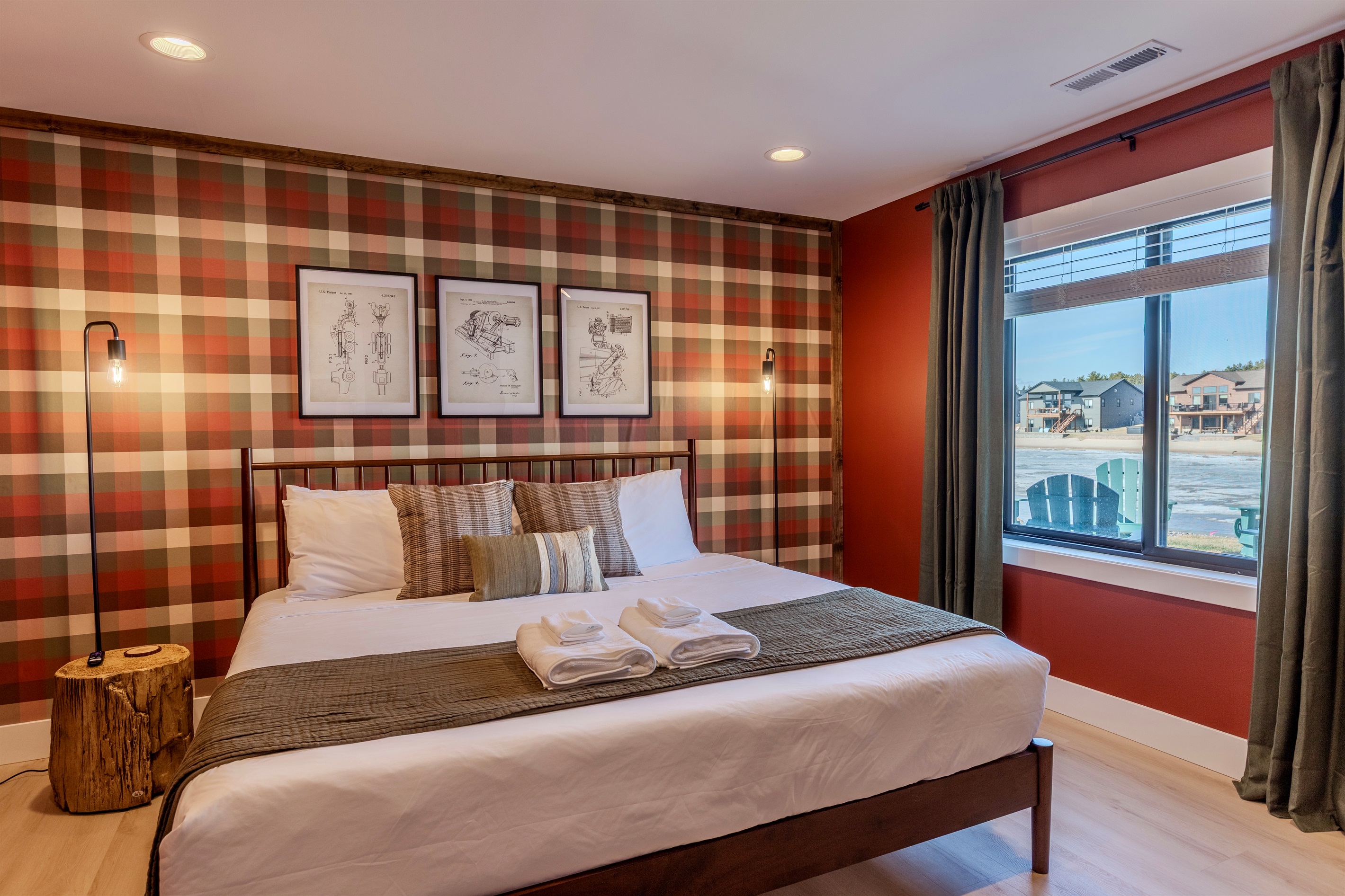 Downstairs king memory foam bedroom with Roku TV.