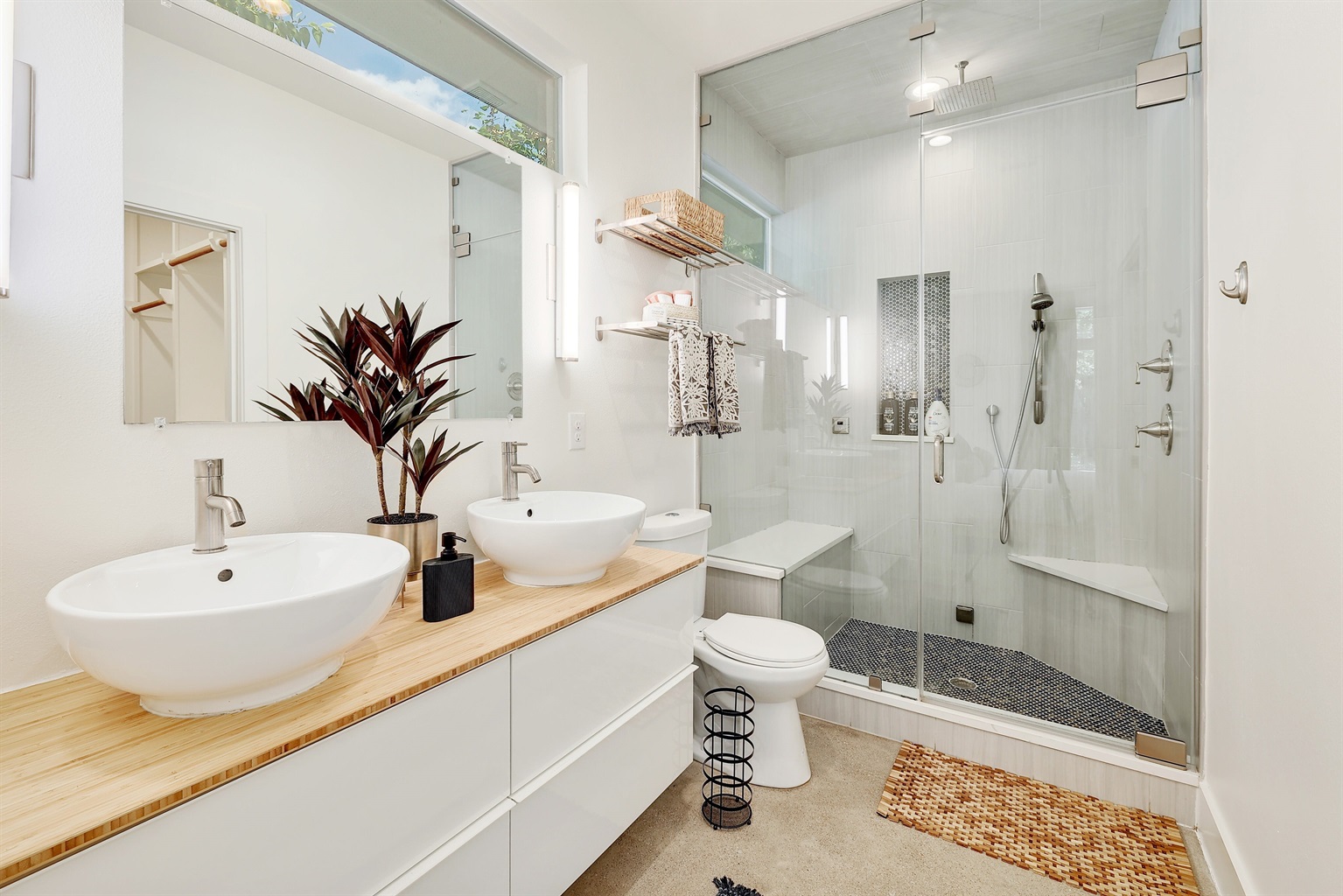 Full bathroom