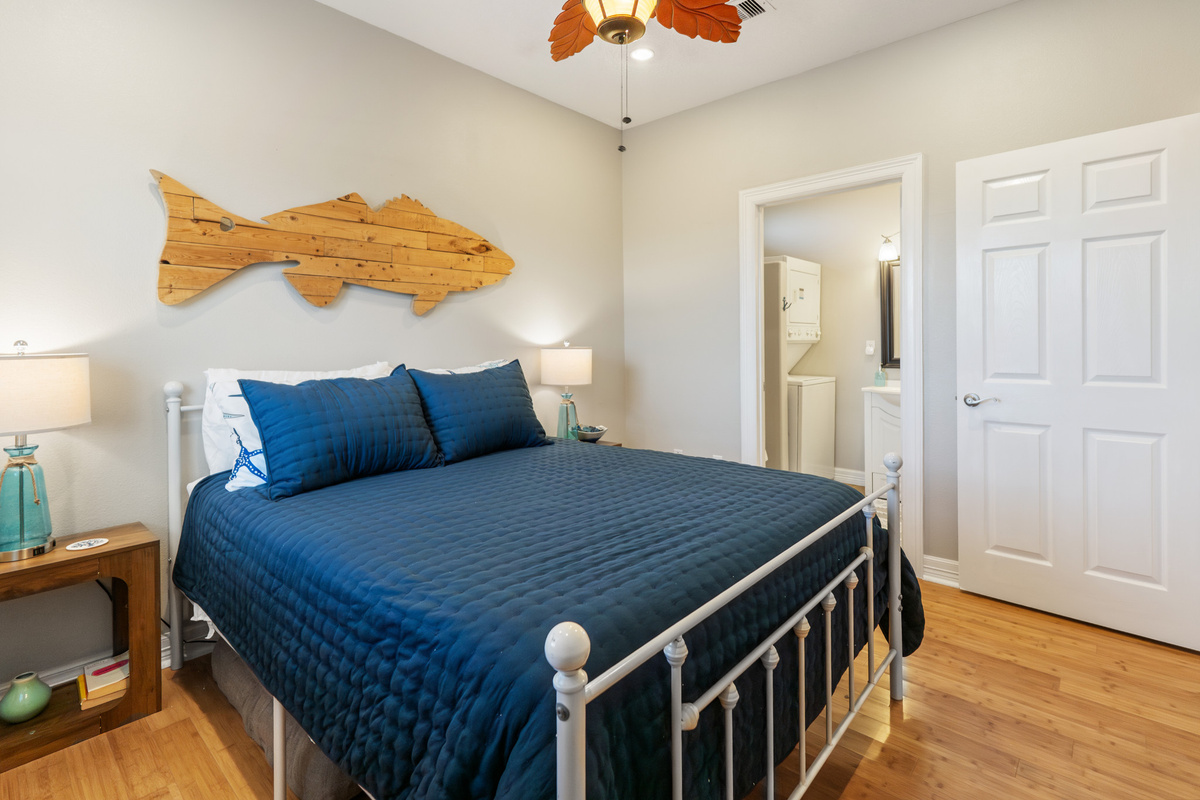 Primary Bedroom with Queen Bed.