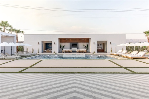 Guest House and Pool