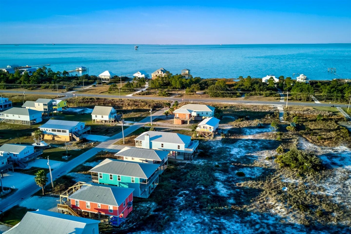 Mobile Bay is just on the other side of the street