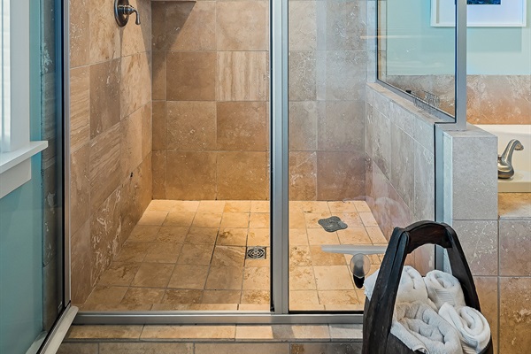 Rainshower head to wash your worries away!