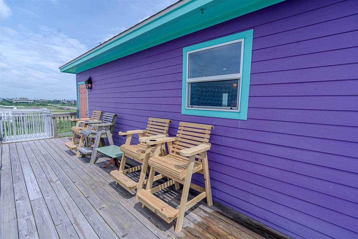 96e3d4bc9114475aaffce5308cca1be5 Large | Beachhouse | Texas | TX | Vacation Homes | Galveston | Crystal Beach | Kokomo | Breezy Days | Beachfront Elegance | Sunrise Serenity | Southern Sands Property Management, LLC