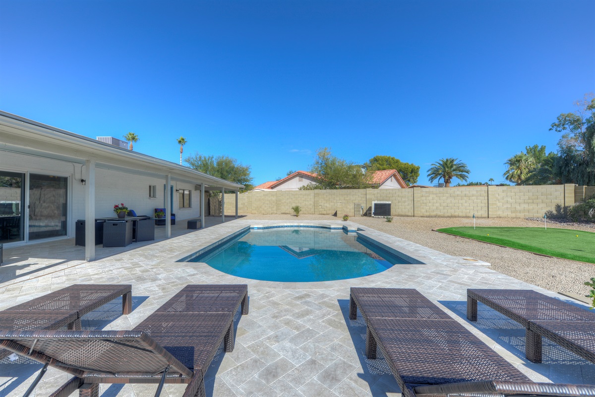 Large Pool great for laps.