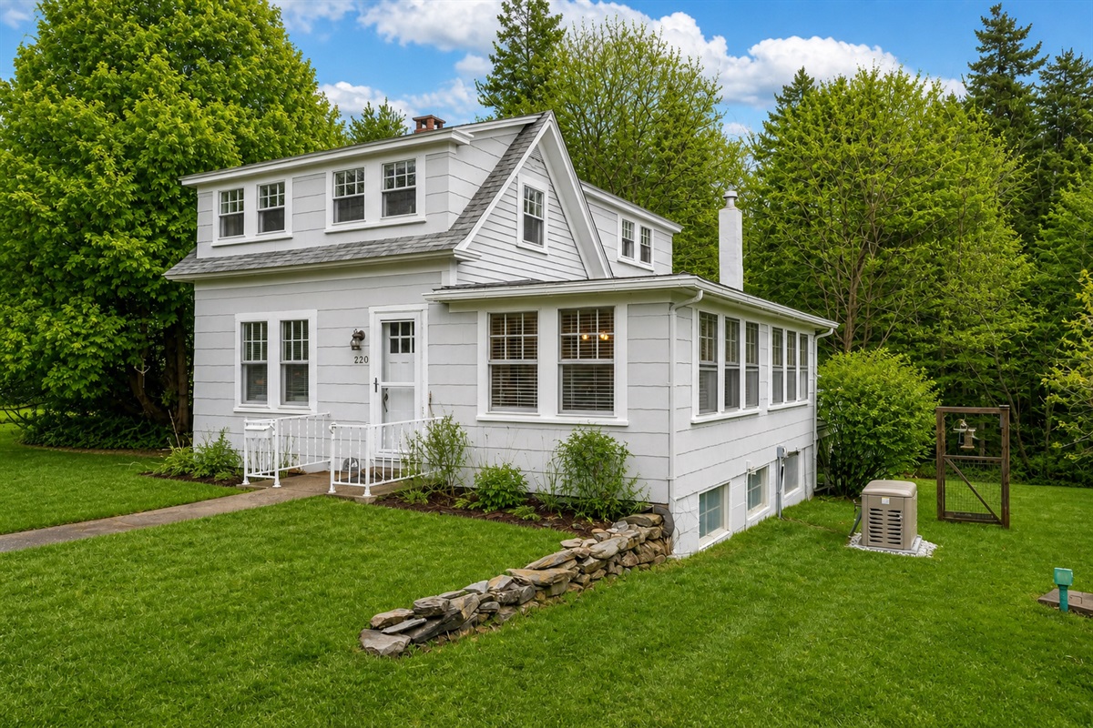Welcome to Tide Pool Cottage! 