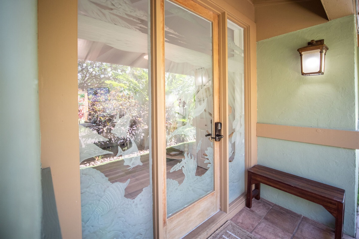 Hawaiian front entry