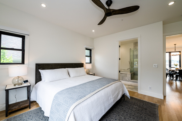 King bed