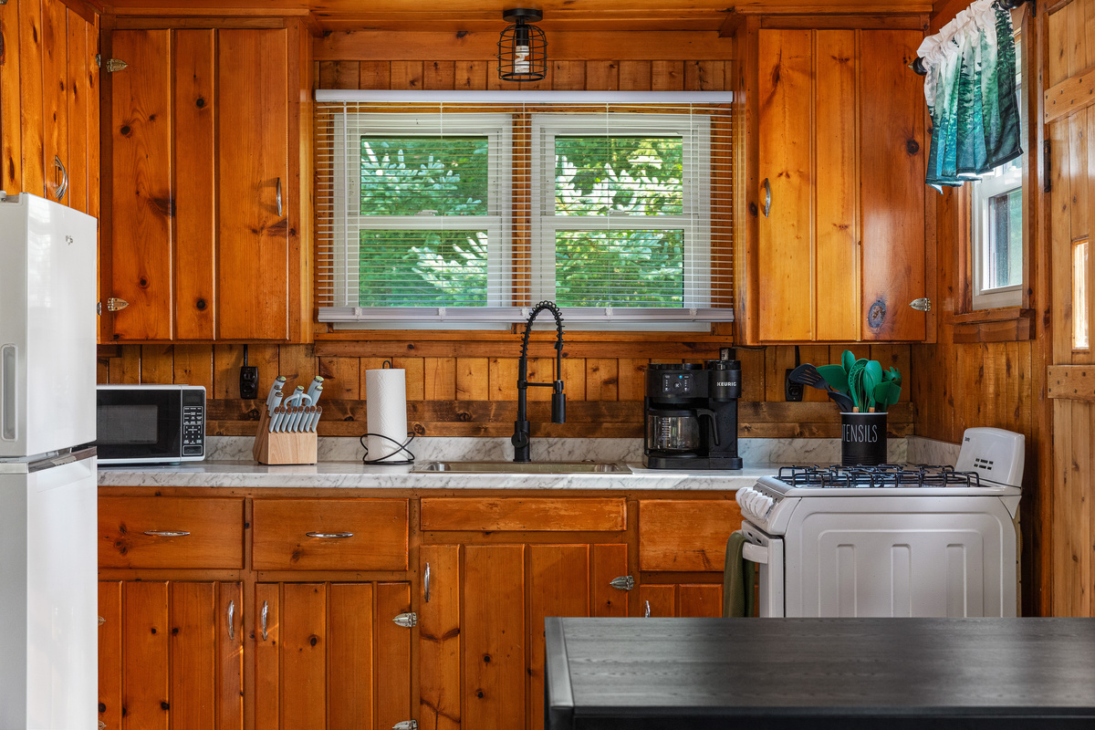 Fully stocked kitchen