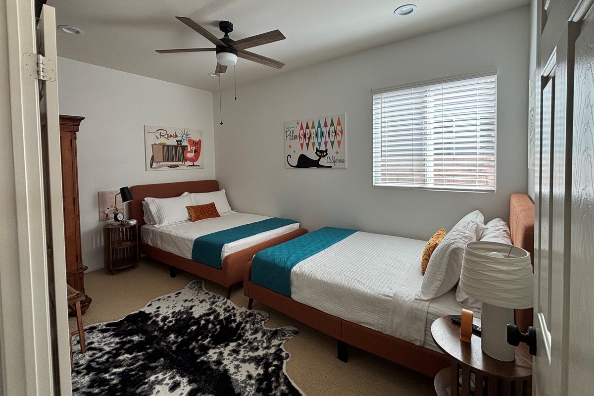 2 full size beds
