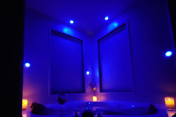 Jetted Tub in Master Bedroom