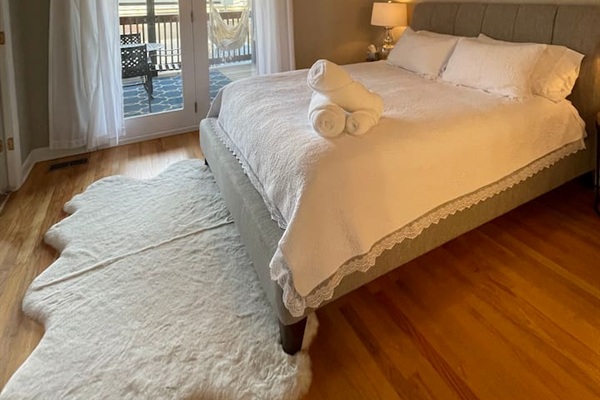 Private bedroom with comfortable bed and and ensuite bathroom for added convenience 