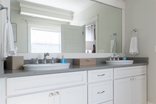 2nd Floor Primary Onsuite Bathroom