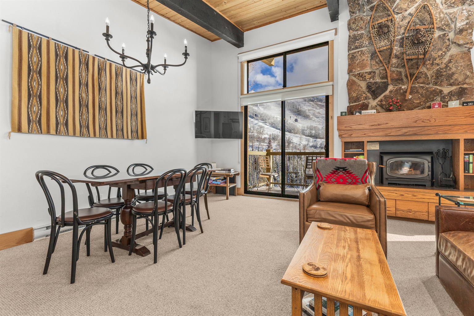 Living Area | Dining Area