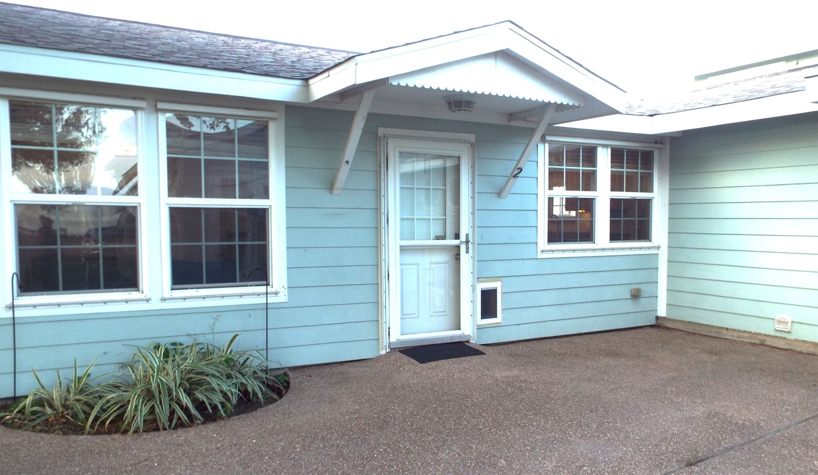 Main entry to side A