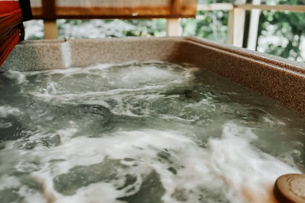 Hot Tub in Screened Porch | Perfect Spot