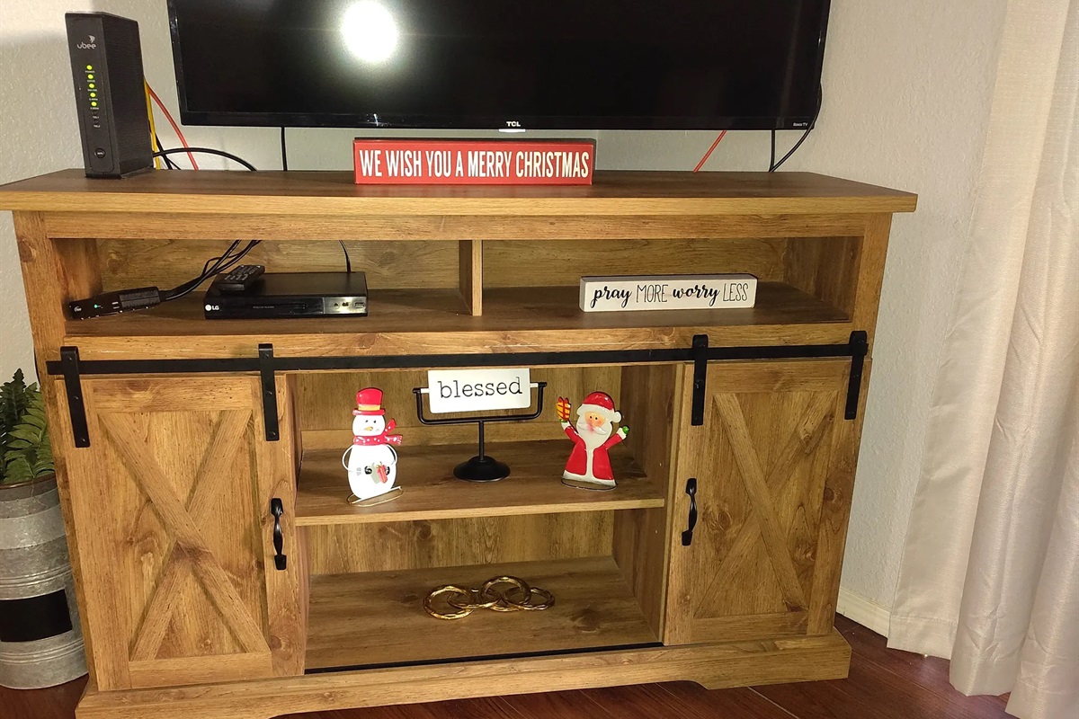 Making spirits bright, one smile at a time.