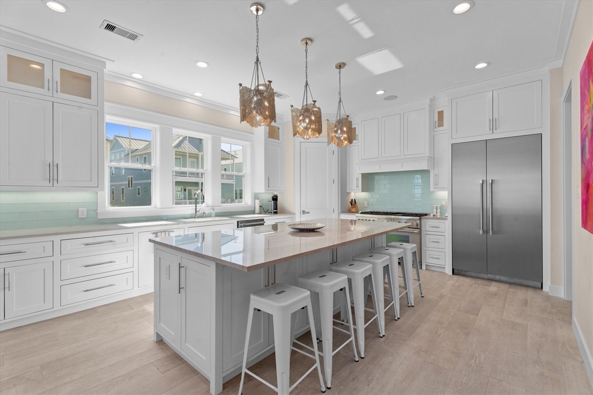 974ceab9bd1b417b93d9d1c18f3a5fdd Large | Beachhouse | Texas | TX | Vacation Homes | Galveston | Crystal Beach | Kokomo | Breezy Days | Beachfront Elegance | Sunrise Serenity | Southern Sands Property Management, LLC