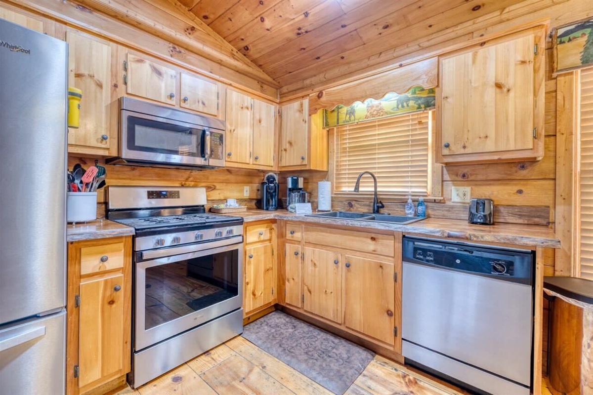 Kitchen with dishwasher
