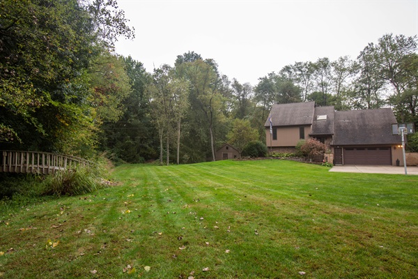 Charming 4-Bedroom Retreat Near Notre Dame, photo 9