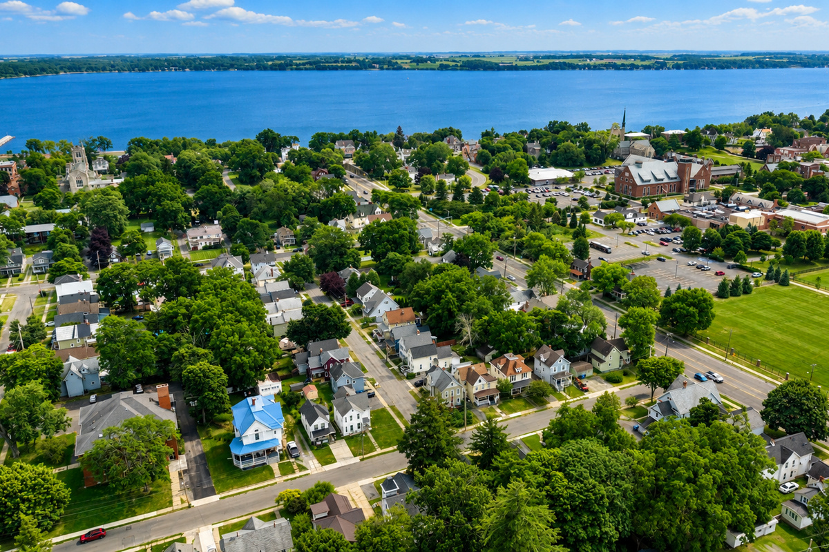 Aerial view of the surrounding neighborhood