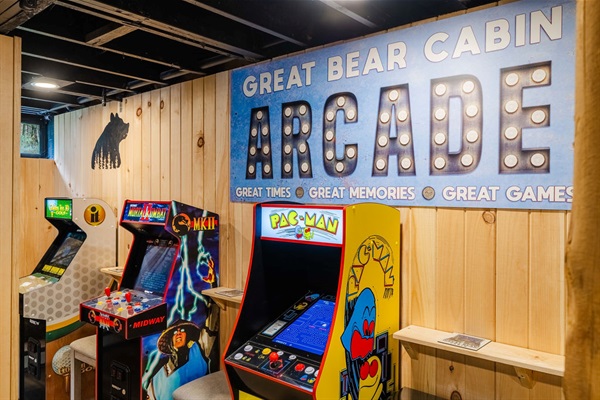 Private arcade with Golden Tee, Mortal Kombat & Pac-Man