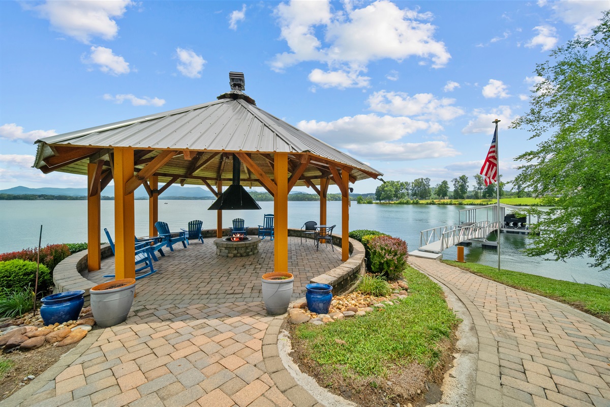 Shaded Sitting Area & Fire Pit Right on Water