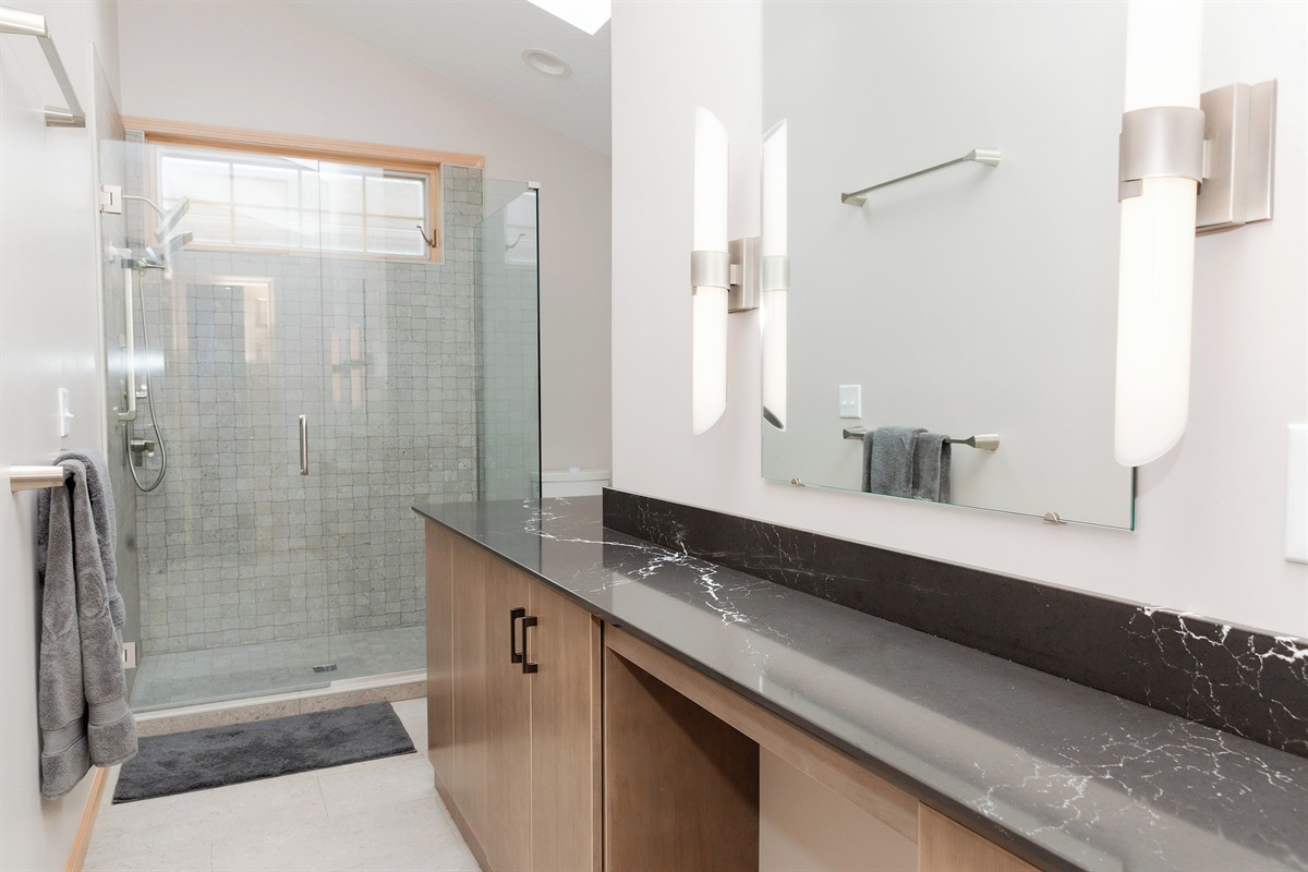 Bathroom 1, ensuite to Bedroom 1