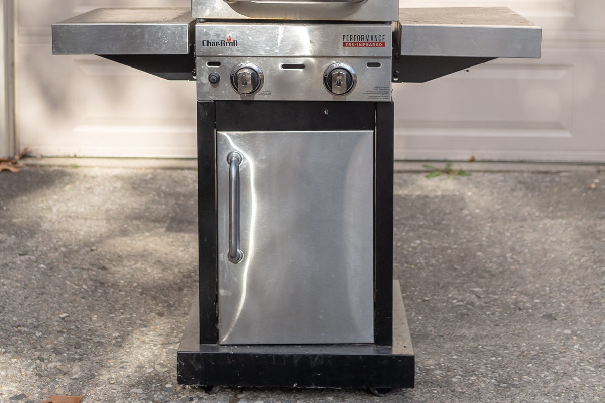 Charbroil Gas Grill 