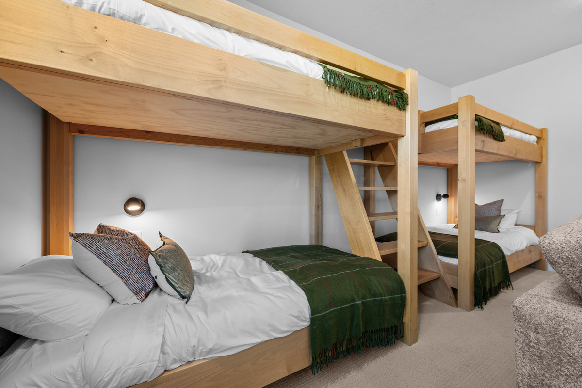 Twin-over-twin bunk beds provide comfortable sleeping for four guests.