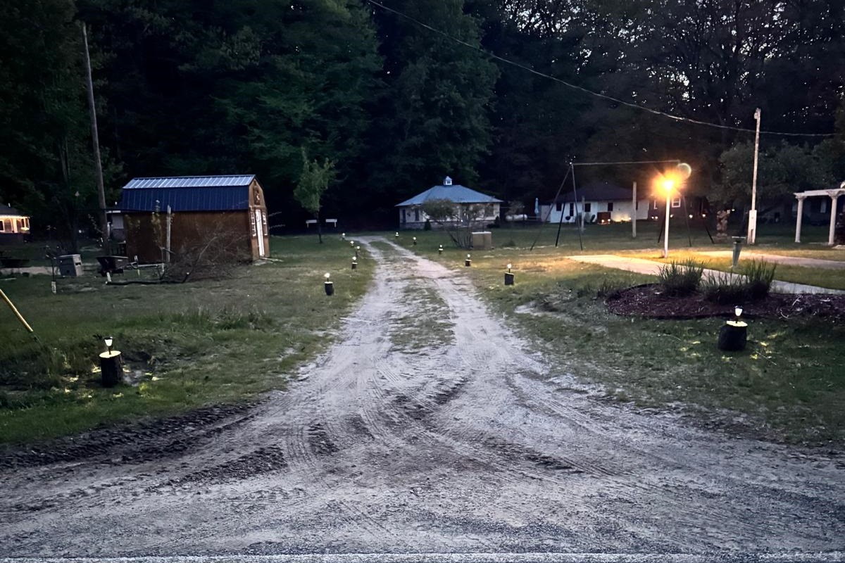 Well-lit driveway leads guests directly to The Duet Cottage, offering an easy and peaceful arrival any time of day.