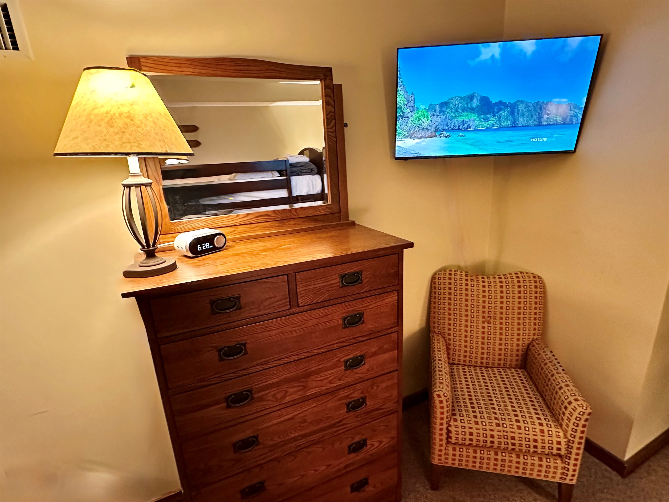 Second bedroom has its own Smart TV w/ full cable lineup & HBO movie channels.