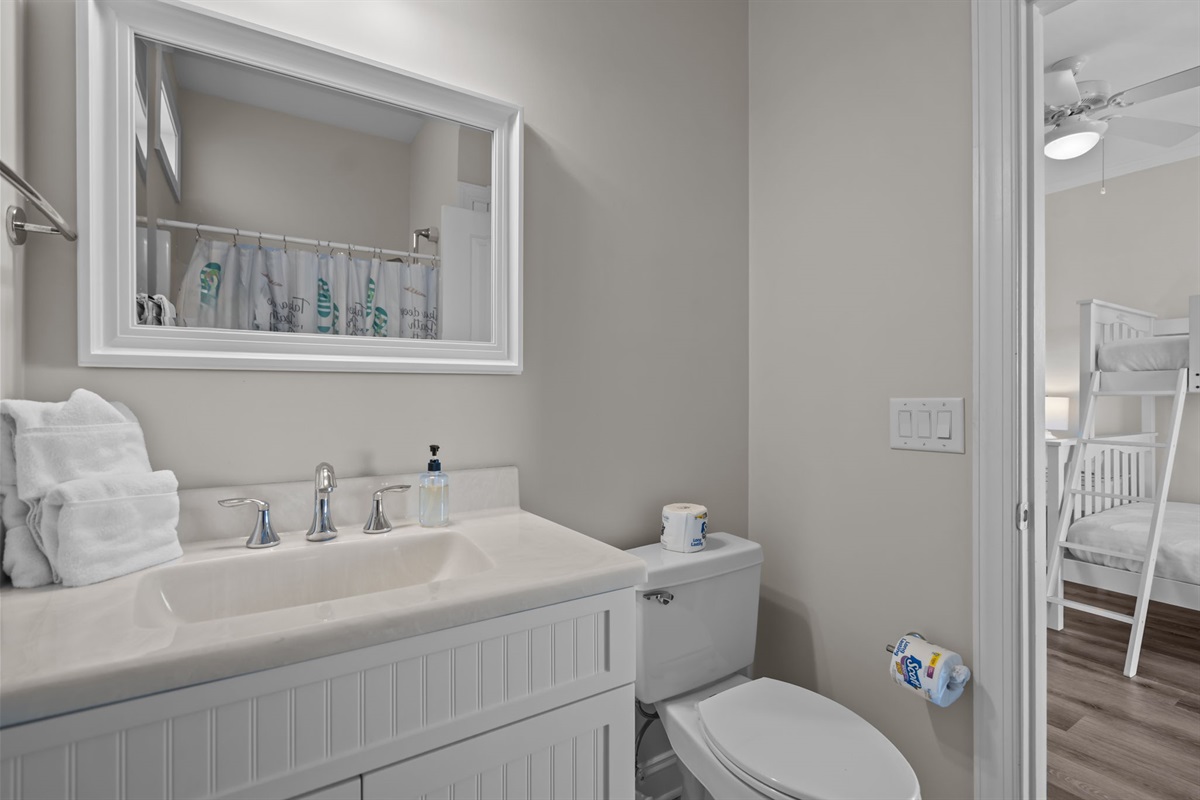 2nd floor, bathroom with shower