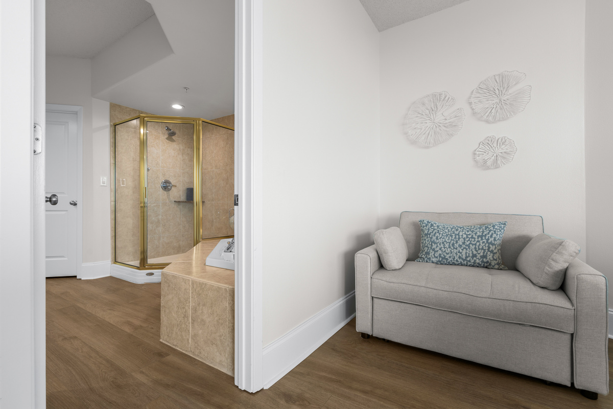 Master Bed/Bath