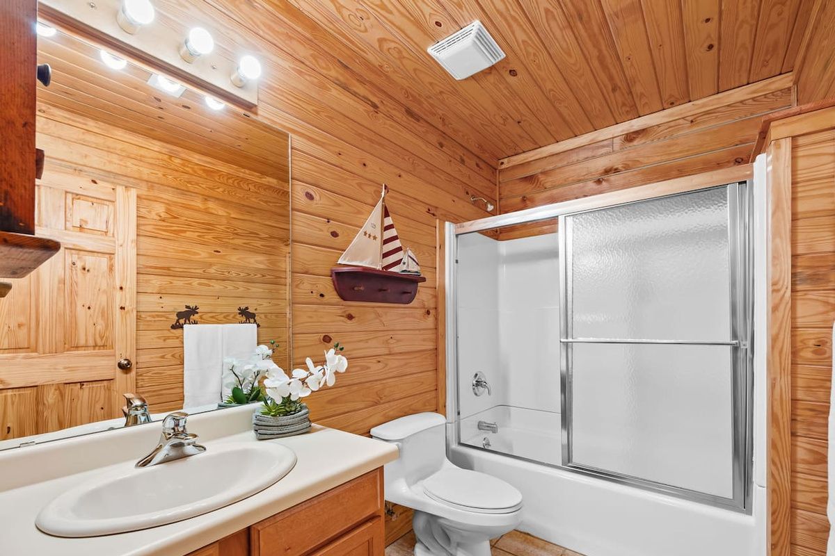 Bathroom #2 located on the main level of the cabin.