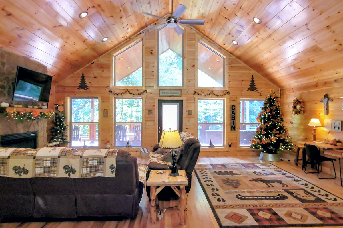 Cozy Fall evening at Norton Creek Cabin