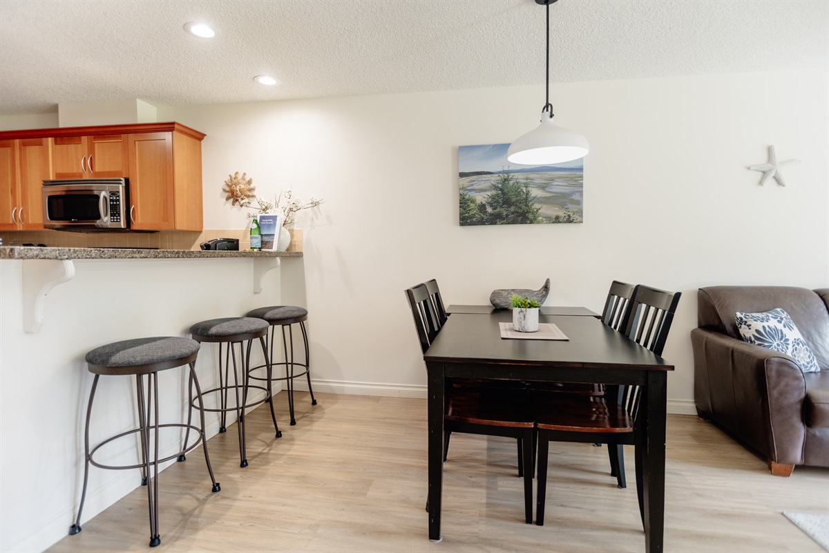 Unit A - Dining area.