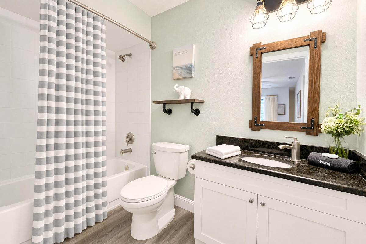 Primary Bedroom En Suite