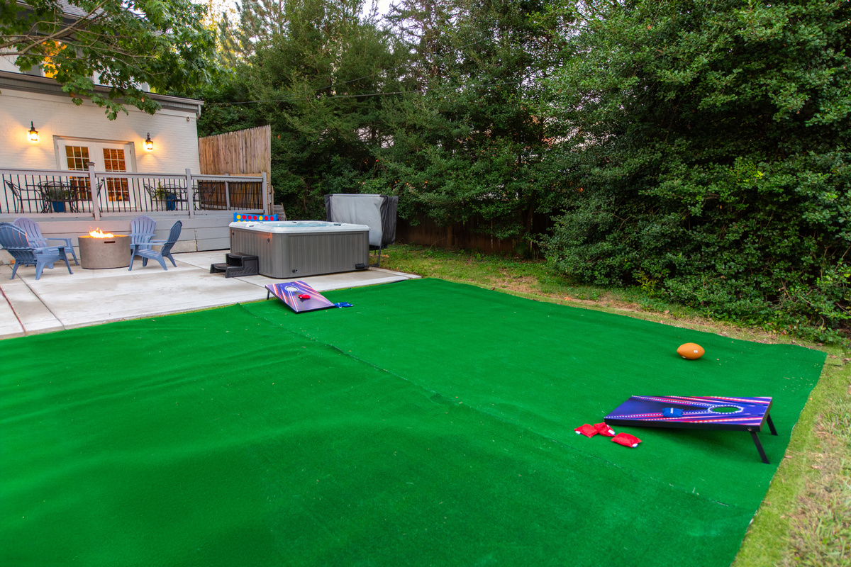 Hot tub, fire pit and back deck area