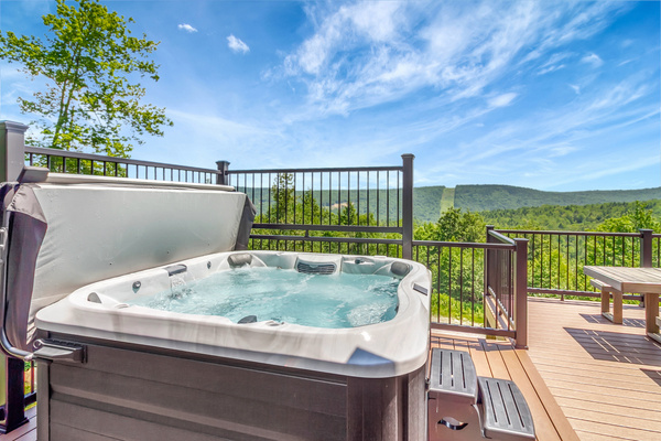 Brand new jacuzzi that seats 7
